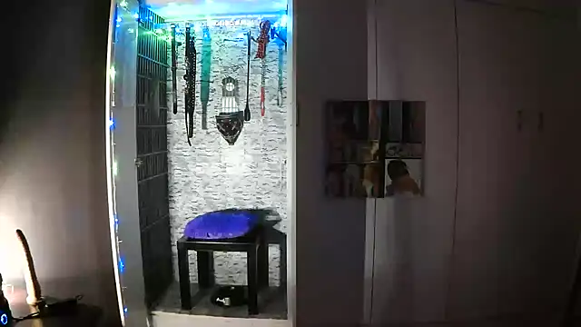 BaDSubMiss online show from 09/11/25, 04:01