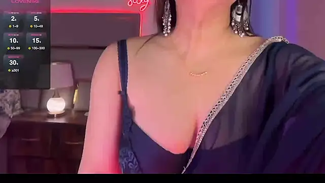 Snapshot of SunhariGirl chatting on 09/10/25, 03:50 SunhariGirl online show from 09/10/25, 03:50