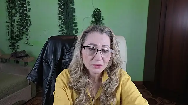 Habibi Honeyy online show from 02/26/26, 02:27