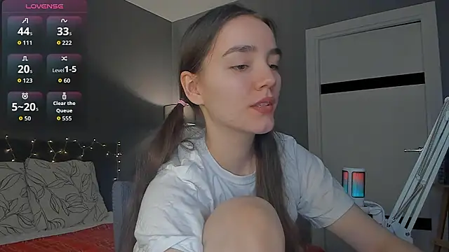 sweete chantal online show from 03/25/26, 10:49