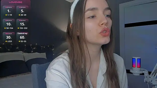 sweete chantal online show from 03/31/26, 07:14