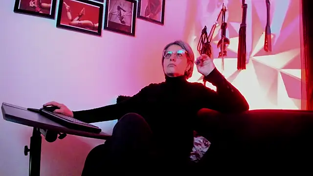 MistressNyx cg online show from 10/15/25, 02:28