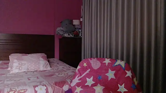 Snapshot of ConnieMagic chatting on 10/18/25, 10:54 ConnieMagic online show from 10/18/25, 10:54