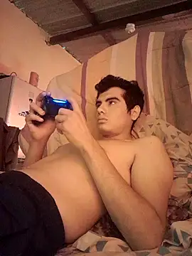 Ortiz3404 online show from 11/17/25, 06:46