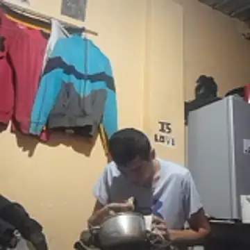 Ortiz3404 online show from 12/18/25, 05:02