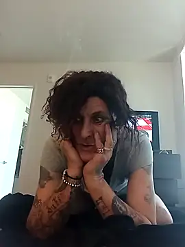 Snapshot of EasheaBaby chatting on 03/01/26, 08:11 EasheaBaby online show from 03/01/26, 08:11