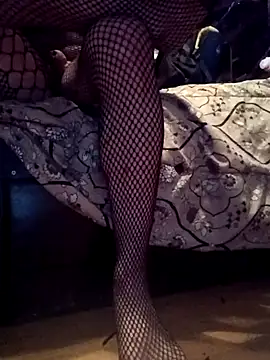 Crossedsissy online show from 04/28/26, 11:43