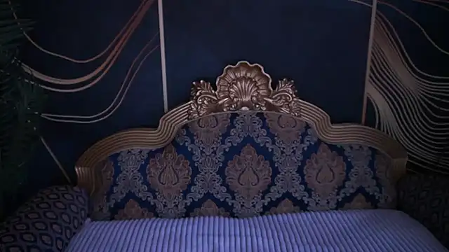 IvyLaurent online show from 11/19/25, 09:42