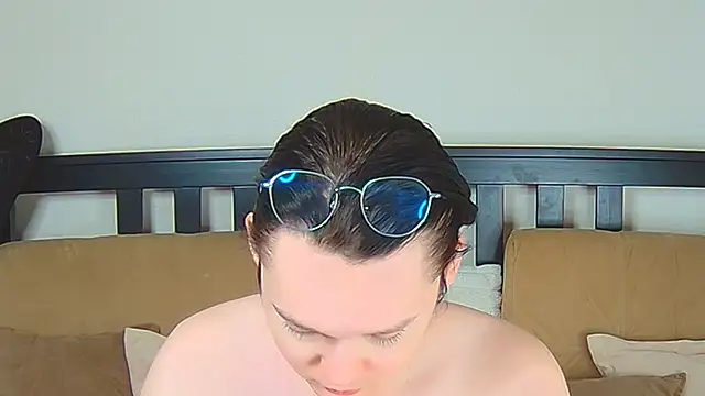 Snapshot of Derek_Carter chatting on 10/21/25, 12:39 Derek Carter online show from 10/21/25, 12:39