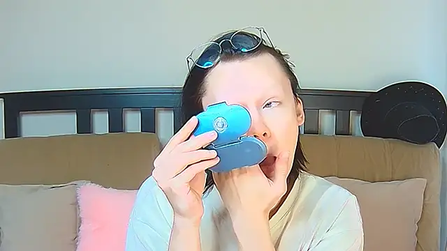 Derek Carter online show from 04/14/26, 01:06