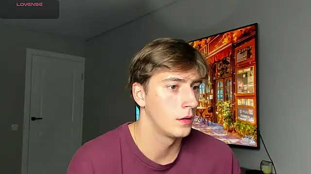 Snapshot of DaniHort chatting on 11/02/25, 10:28 DaniHort online show from 11/02/25, 10:28