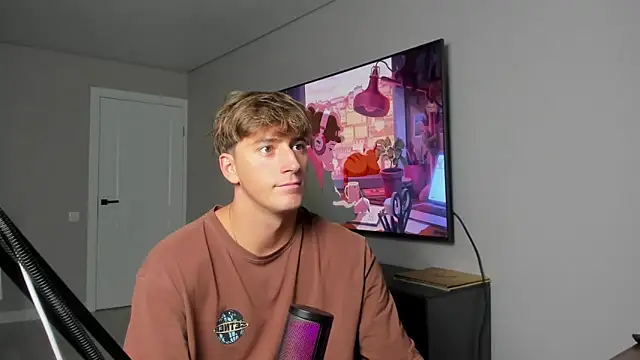 DaniHort online show from 12/20/25, 10:55