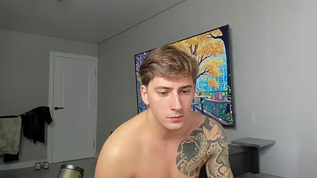 DaniHort online show from 03/29/26, 07:41