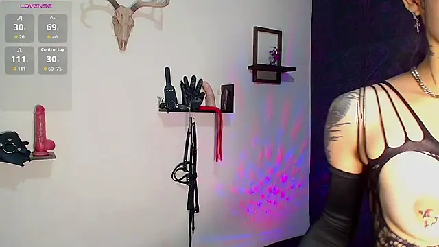 DakariaHills  online show from 03/25/26, 08:09