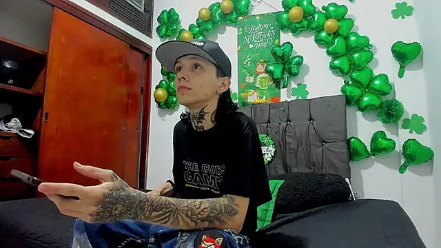 StraightBoy Nick online show from 03/20/26, 04:50