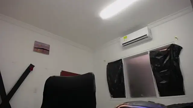 StraightBoy Nick online show from 04/24/26, 07:49