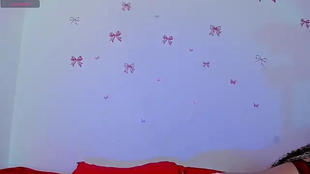 Snapshot of MarilynDupont chatting on 11/10/25, 12:04 MarilynDupont online show from 11/10/25, 12:04