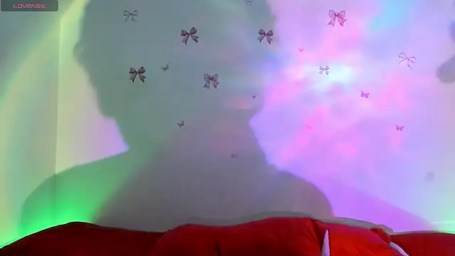 Snapshot of MarilynDupont chatting on 11/11/25, 01:38 MarilynDupont online show from 11/11/25, 01:38