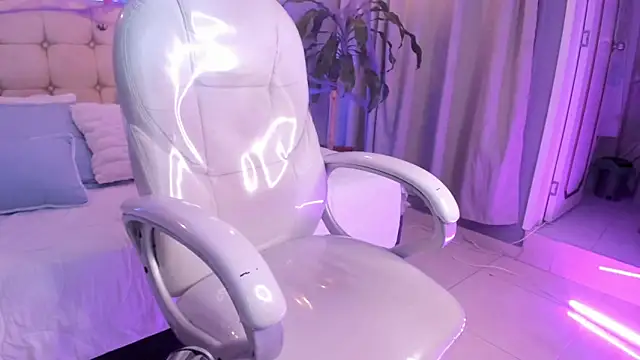 Jordan 24  online show from 10/05/25, 01:37