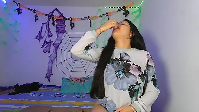 Snapshot of Naughty_Nights_Live chatting on 10/23/25, 11:42 Naughty Nights Live online show from 10/23/25, 11:42