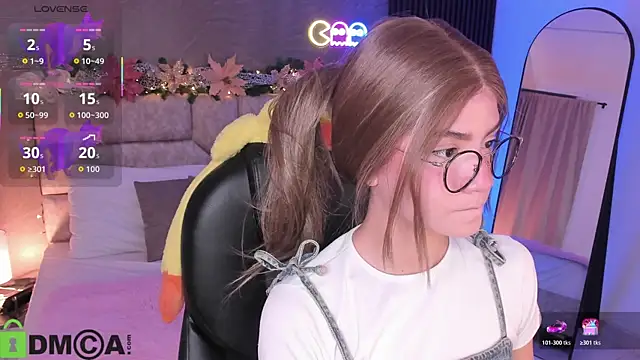 Arinextdoor online show from 12/03/25, 08:18