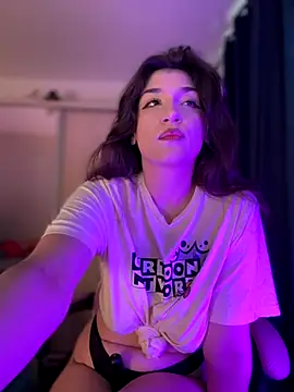 ScarletBloom  online show from 09/29/25, 11:59