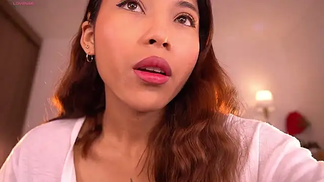 violeth     online show from 12/22/25, 01:08