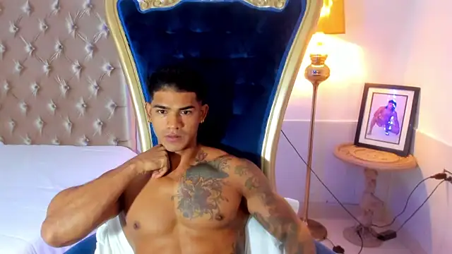 antonio  444 online show from 10/29/25, 11:45