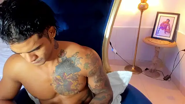 antonio  444 online show from 11/19/25, 11:10