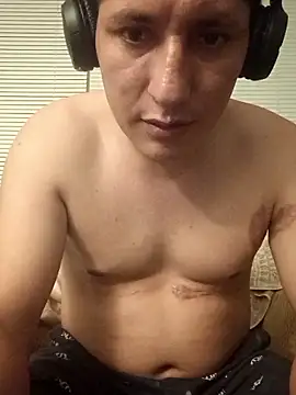 Zetaloco26 online show from 10/05/25, 02:43