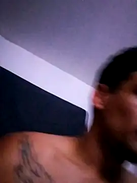 bigandstrong2217 online show from 02/10/26, 11:42