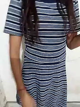 Snapshot of shilpa_r chatting on 10/18/25, 10:05 shilpa r online show from 10/18/25, 10:05