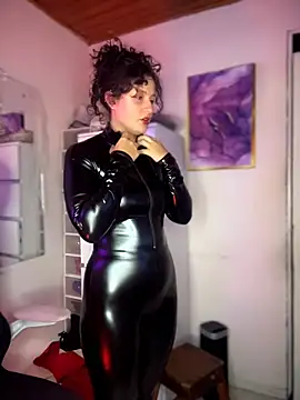 Dannaa Lovs online show from 05/01/26, 11:15