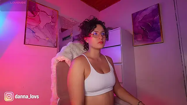 Dannaa Lovs online show from 05/13/26, 01:03