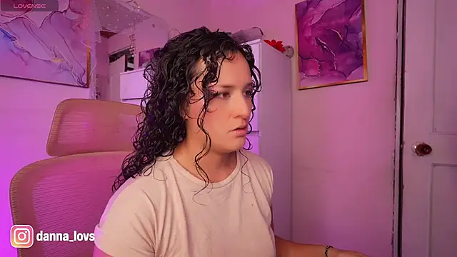 Dannaa Lovs online show from 05/25/26, 02:12