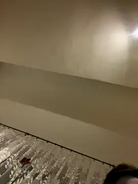 Snapshot of danny6699 chatting on 12/15/25, 04:33 danny6699 online show from 12/15/25, 04:33