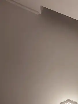 Snapshot of ScuffingBungalow chatting on 10/05/25, 06:23 ScuffingBungalow online show from 10/05/25, 06:23