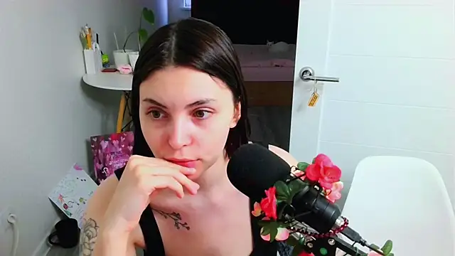 peachyness online show from 07/20/26, 05:37