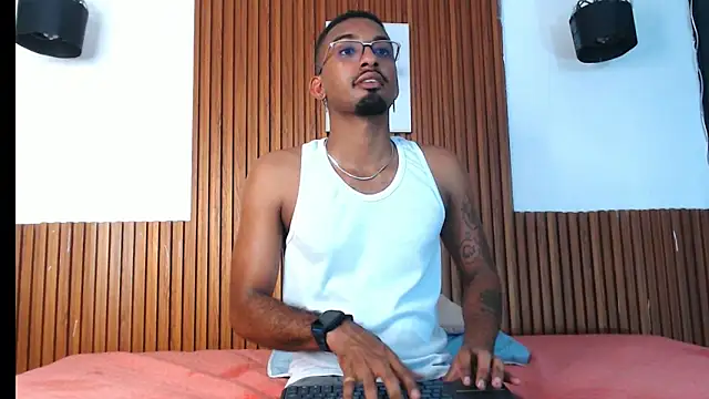 Darwin mayo online show from 04/10/26, 05:28