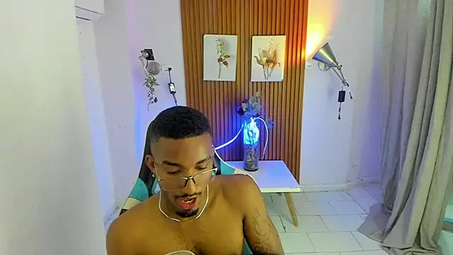 Darwin mayo online show from 04/15/26, 07:58