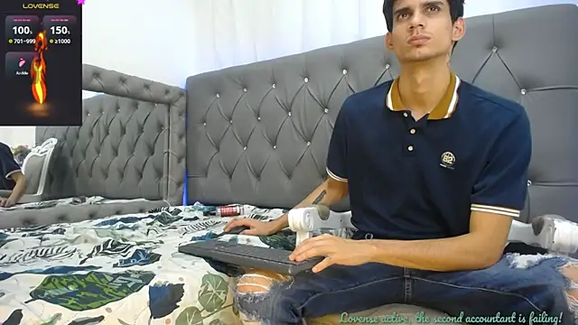 Snapshot of Sebalexis7 chatting on 09/24/25, 03:10 Sebalexis7 online show from 09/24/25, 03:10