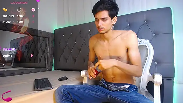 Snapshot of Sebalexis7 chatting on 10/02/25, 03:02 Sebalexis7 online show from 10/02/25, 03:02