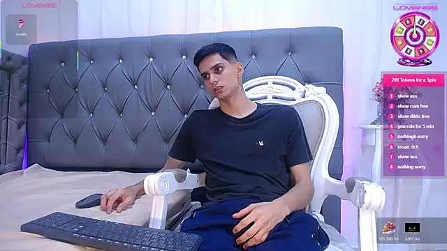 Snapshot of Sebalexis7 chatting on 10/30/25, 03:08 Sebalexis7 online show from 10/30/25, 03:08