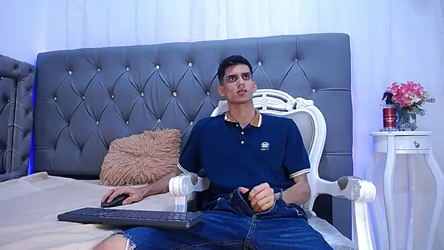 Snapshot of Sebalexis7 chatting on 10/31/25, 03:40 Sebalexis7 online show from 10/31/25, 03:40