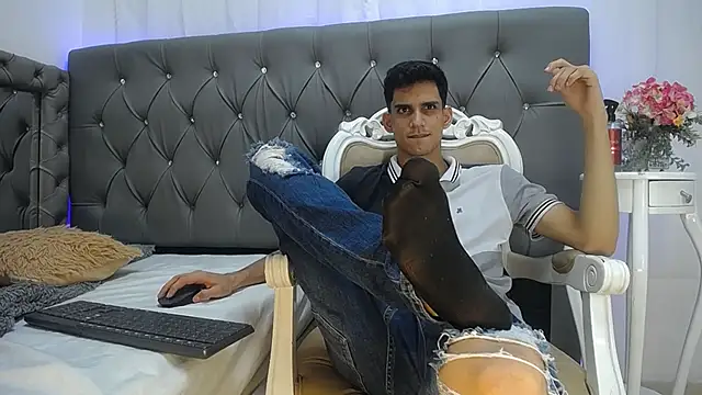 Snapshot of Sebalexis7 chatting on 11/07/25, 03:17 Sebalexis7 online show from 11/07/25, 03:17