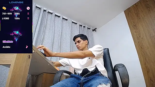 Snapshot of Sebalexis7 chatting on 11/22/25, 03:38 Sebalexis7 online show from 11/22/25, 03:38