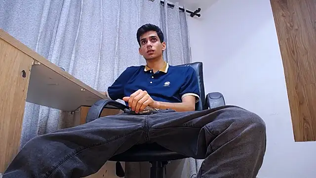 Snapshot of Sebalexis7 chatting on 11/28/25, 03:31 Sebalexis7 online show from 11/28/25, 03:31