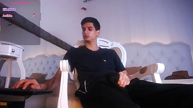 Snapshot of Sebalexis7 chatting on 12/03/25, 03:36 Sebalexis7 online show from 12/03/25, 03:36