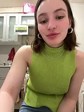 ZariaFlame online show from 04/18/26, 10:32