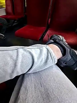 Livian69557 online show from 06/15/26, 04:47